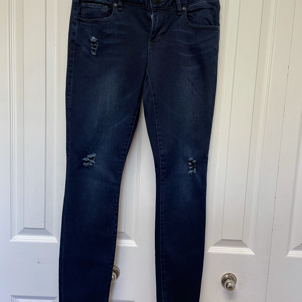CAbi, skinny jeans indigo, size 4 🍝🍝 - Picture 3 of 3